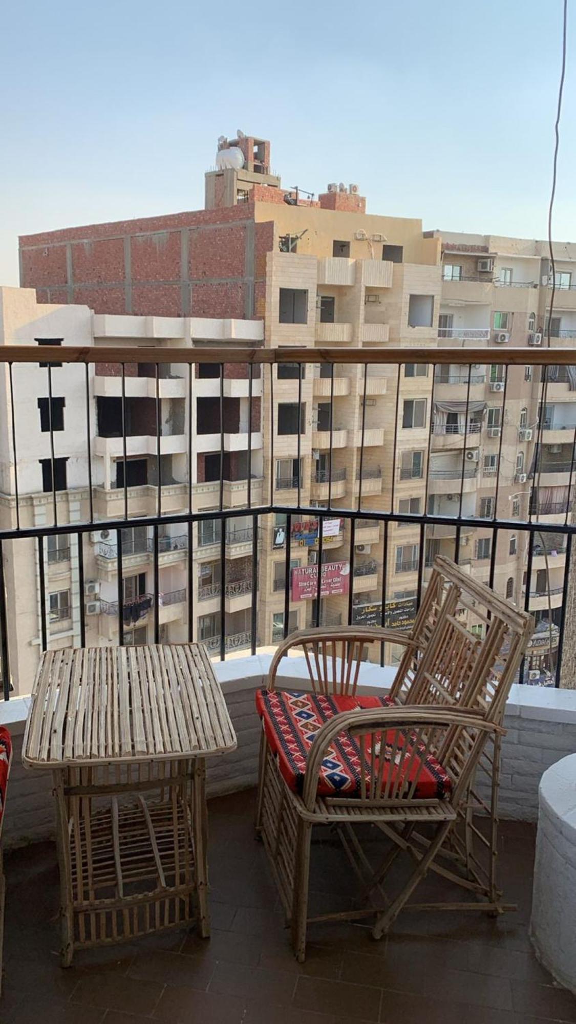 Pyramids Nights Hostel Kafret el-Gabal Exterior photo